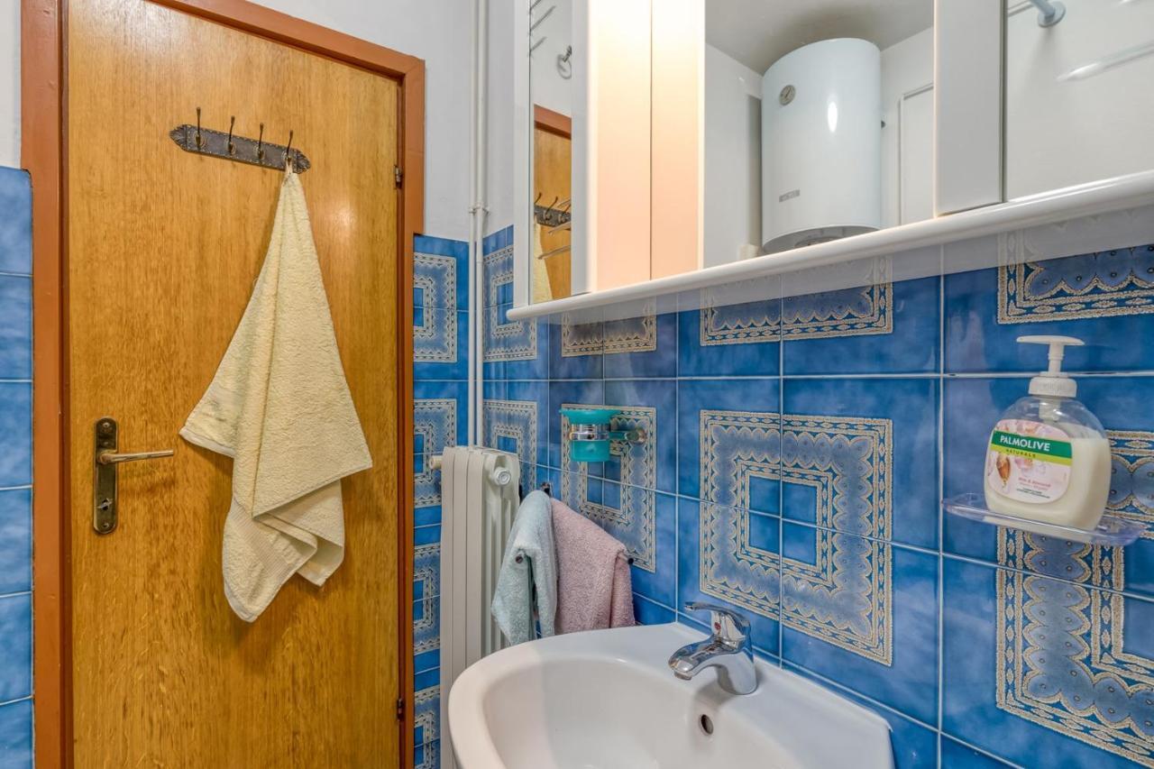 Apartment Complex Nevia Пореч Екстериор снимка