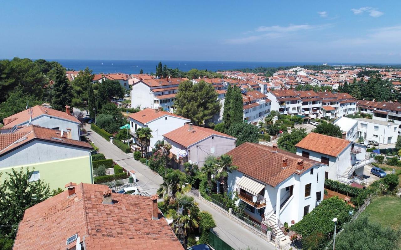 Apartment Complex Nevia Пореч Екстериор снимка